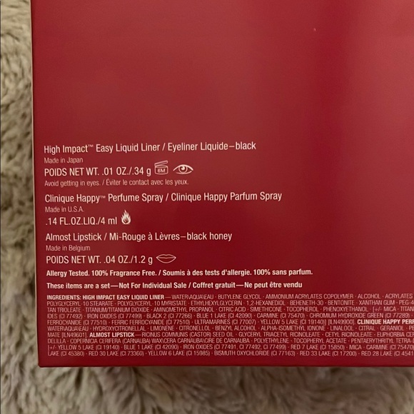 Clinique Gift Set with Black Honey Lipstick, Black Eyeliner and Happy Perfume - Picture 2 of 3